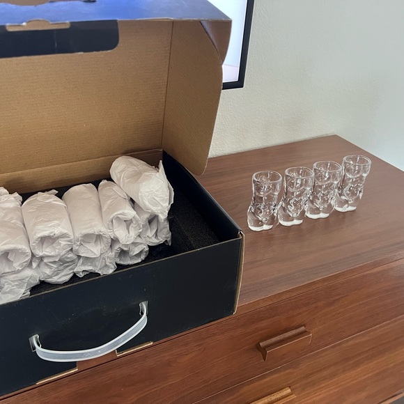 Male Shot Glasses (Set of 16) - Picture 3 of 3